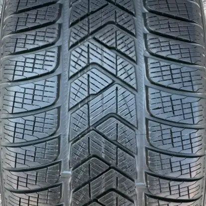 2023 Porsche Macan S 18" Original Rims And Winter Tires in Tires & Rims in City of Toronto - Image 11