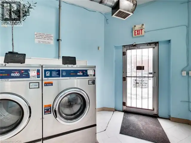 443 WENTWORTH Street N Hamilton, Ontario in Commercial & Office Space for Sale in Mississauga / Peel Region - Image 7