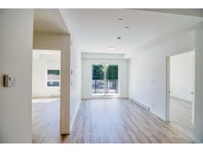 Welcome to Oak & Onyx. This brand-new 2-bed + large den, 2-bath home is just a 5-minute walk to the...