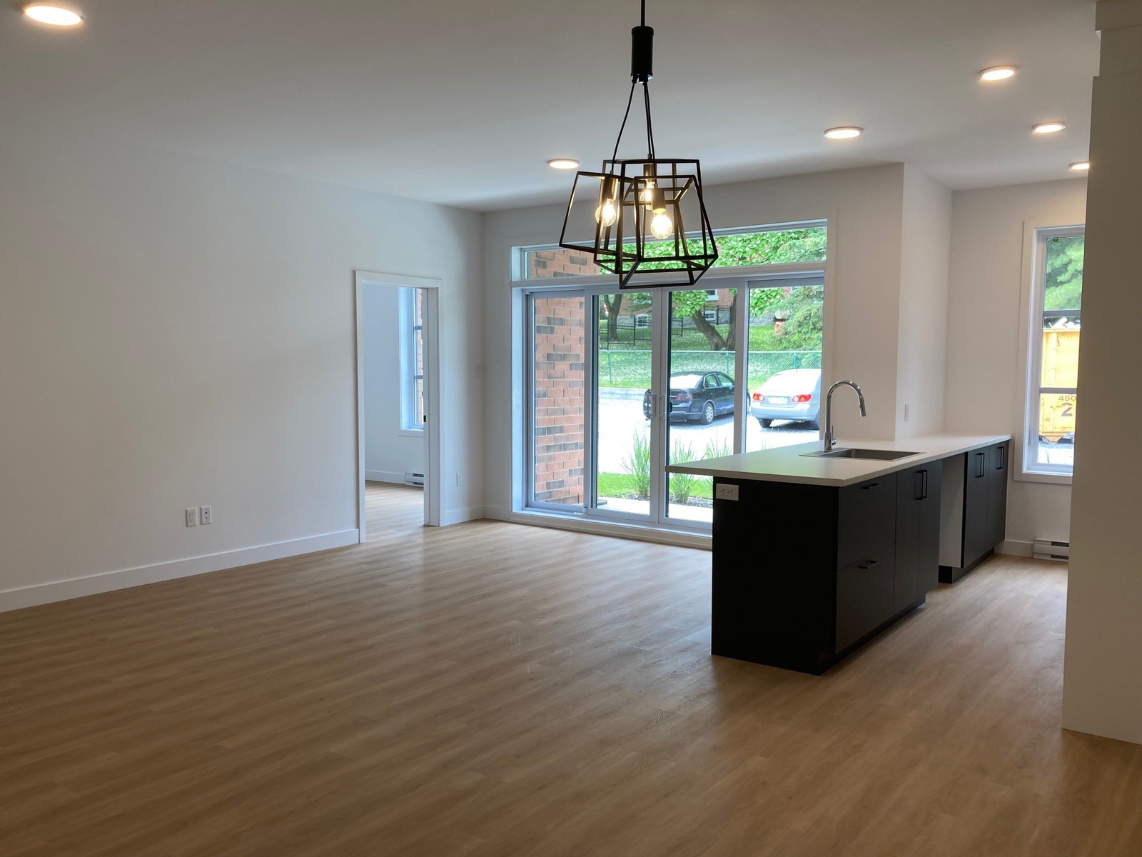 560 rue Girouard Ouest — photo 2