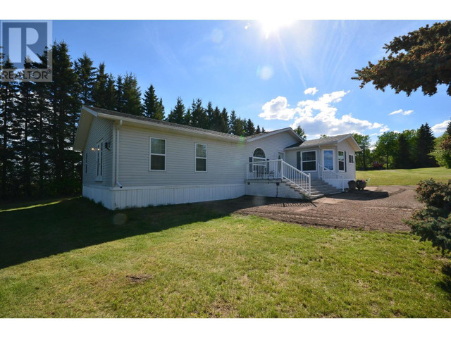 10874 261 ROAD Fort St. John, British Columbia in Houses for Sale in Fort St. John - Image 3