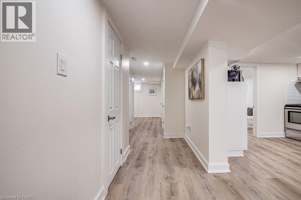 403 ELIZABETH Street Unit# LL Grimsby, Ontario 3