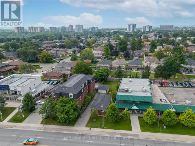 2966 Islington Avenue Toronto (Humber Summit), Ontario, photo 2 of 4