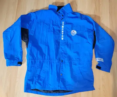 90s The Game Edmonton Oilers long wind breaker coat. Outside in excellent condition. Inside lining 2...