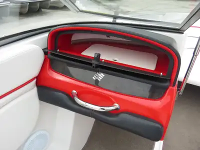 Volvo Penta 5.7GXi/SX 320HP, Cockpit and Forward Cover, Snap in Carpet, Bow Fill in Cushion, Bimini...