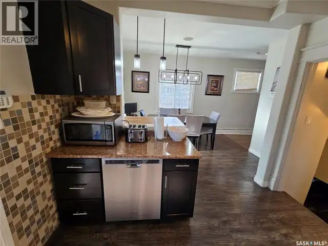 2 Prairie AVENUE Weyburn, Saskatchewan in Houses for Sale in Regina - Image 18