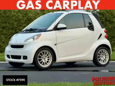 APPLE CARPLAY/ANDROID AUTO | NEW BRAKES | SAFETY INCLUDED | Check out this sleek 2011 Smart Fortwo C...