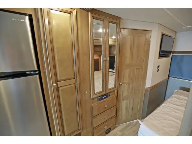 2020 Holiday Rambler Admiral 28A 2 extension Classe A 2020 in RVs & Motorhomes in Laval / North Shore - Image 14