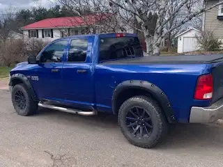2015 dodge ram 1500 5.7 hemi 4x4 BC Truck $13,900 New MVI financing available Highway kms well maint...