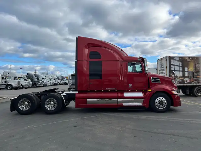 2019 Western Star 5700 in Heavy Trucks in Hamilton - Image 5