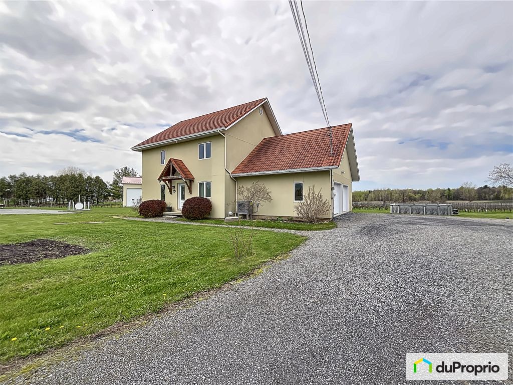 $1,995,000 - Farm for sale in St-Rémi — photo 1