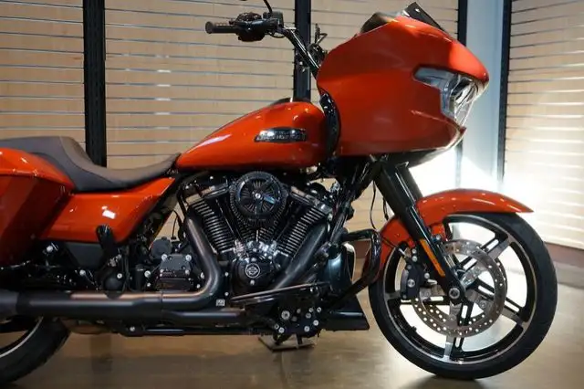 2024 Harley-Davidson FLTRX - Road Glide in Sport Touring in Lethbridge - Image 5