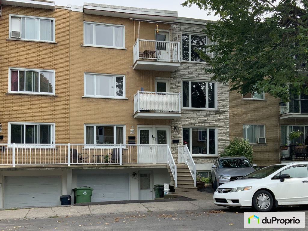 $925,000 - Triplex for sale in Mercier / Hochelaga / Maisonneuve — photo 1