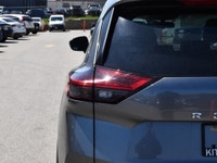 Moonroof, Apple CarPlay, Android Auto, Heated Seats, Heated Steering Wheel! Generous cargo space and... (image 6)