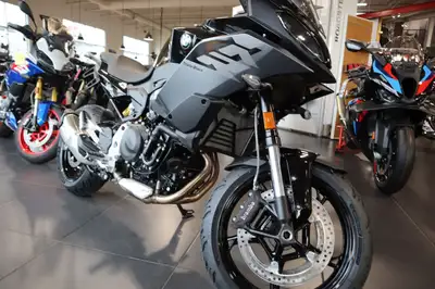 Argyll Motorsports 2025 BMW F 900 XR Triple Black Clocks up miles, chases bends The F 900 XR is our...