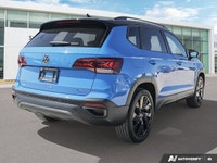 * 4MOTION All-Wheel Drive (AWD) * Unique 19-inch Plus black alloy wheels * 8-inch touchscreen with w... (image 4)