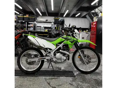 2023 Kawasaki KLX230S Kawasaki KLX230S 2023 Les photos peuvent être à titre indicatif et sans inscri...
