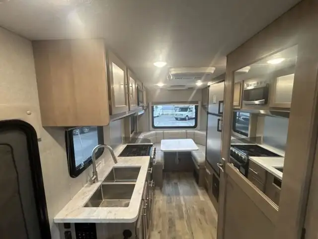 2023 Adventurer LP Class C Adventurer 19RD in RVs & Motorhomes in Kelowna - Image 12