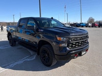 One Owner, 5.3L, Z71-Off Road Pkg W/Factory 2" Lift, Hard Tri-Fold Cover, Off-Road High Clearance St... (image 2)