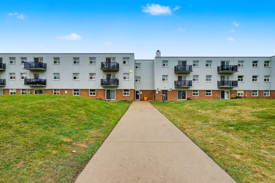 Elgin Woods Apartments - 2 Bedroom, 1 Bath B Apartment for Rent 2