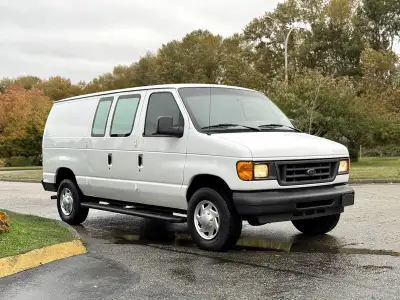 2006 Ford Econoline E-250 rear-wheel drive cargo van powered by a 4.6L V8 engine with automatic tran...