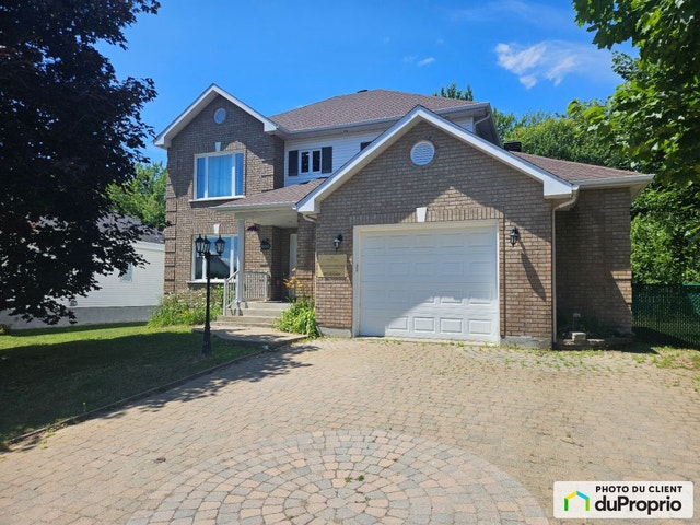 $699,000 - 2 Storey for sale in Trois-Rivières (Pointe-Du-Lac) — photo 1
