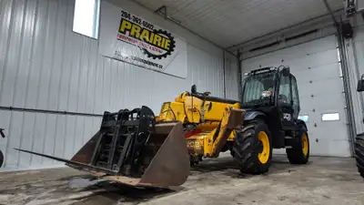 FOR SALE: 2017 JCB 540-140 Telehandler – 4,500 Hours – Bucket & Forks – $79,500 Available now is a 2...