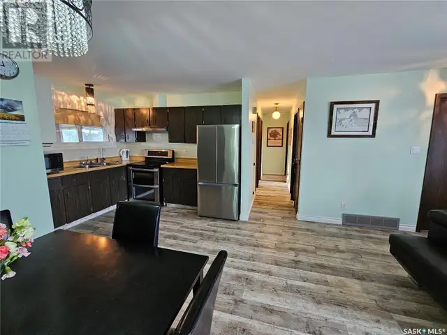 113 1st STREET SW Goodsoil, Saskatchewan63006663752323122