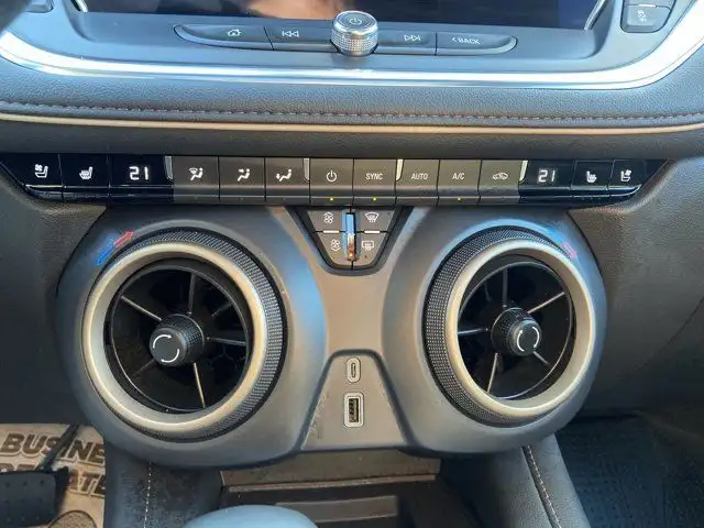 2024 Chevrolet Blazer Premier AWD | 360 Camera in Cars & Trucks in Hamilton - Image 25