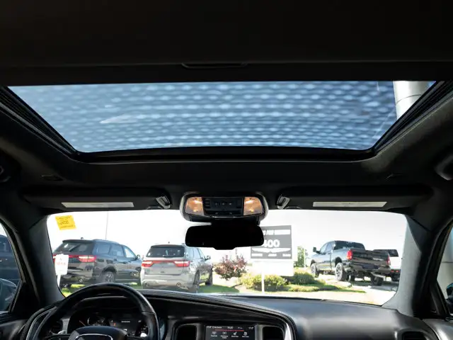 2023 Dodge Charger R/T in Cars & Trucks in Barrie - Image 34