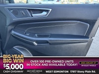 This Ford Edge boasts a Intercooled Turbo Premium Unleaded I-4 2.0 L/122 engine powering this Automa... (image 8)