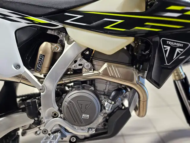 2026 Triumph TF250-E ENDURO PRICE INCLUDES FREIGHT AND PDI in Dirt Bikes & Motocross in Grande Prairie - Image 9