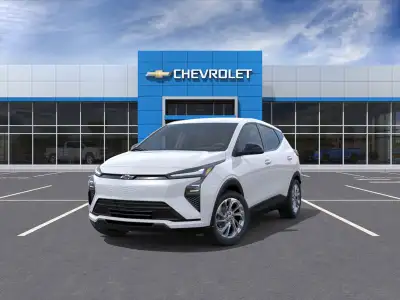 BOLT LT ... Engine: Moteur aucun L/100Km City: 1.8 L/100Km Hwy: 2.2