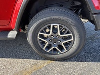 TRANSMISSION: 8-SPEED AUTOMATIC (STD),QUICK ORDER PACKAGE 24G SAHARA -inc: Engine: 3.6L Pentastar VV... (image 7)