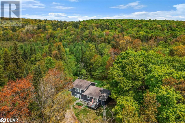 365 CLEARWATER LAKE Road Huntsville, Ontario in Houses for Sale in Muskoka - Image 4