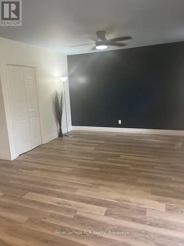 182 12TH STREET Hanover, Ontario in Houses for Sale in Owen Sound - Image 20