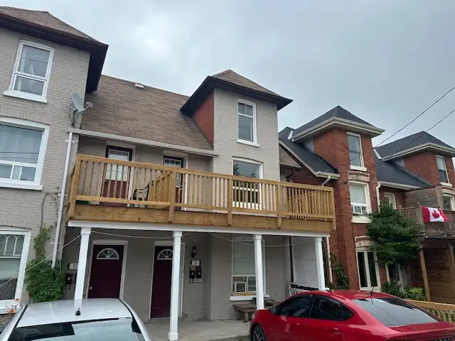 Stunning large 2 bedroom 2 level, with many upgrades in Long Term Rentals in Barrie - Image 2