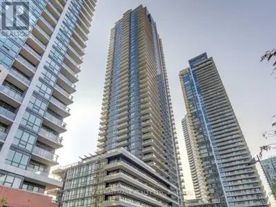 1103 - 2220 LAKESHORE BOULEVARD W Toronto (Mimico), Ontario