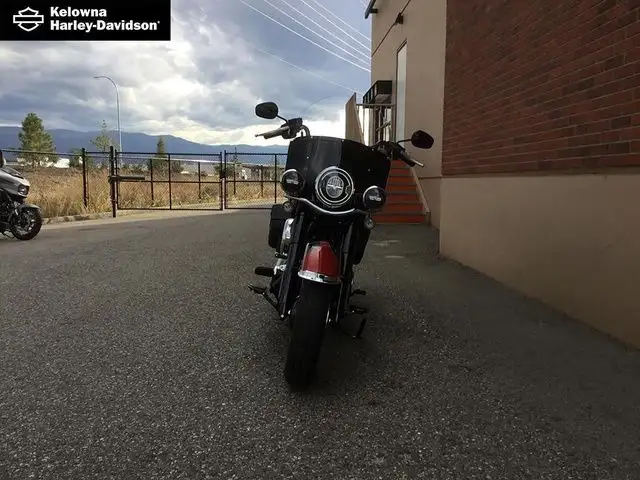 2025 Harley-Davidson Softail FLHC - Heritage Classic in Street, Cruisers & Choppers in Kelowna - Image 3