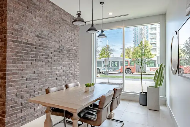 Westboro Connection II: Modern 2-Bedroom Apartment Available62863759344770124