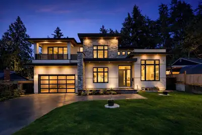 PRICE REDUCTION!!Experience refined living in this exquisite modern residence in the heart of North...