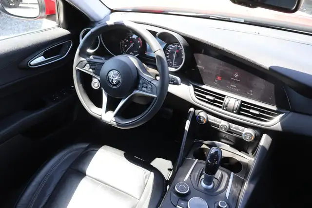 2017 Alfa Romeo Giulia5792174270906572814
