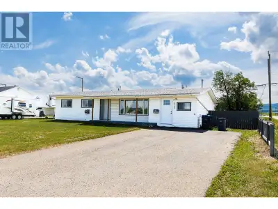 Welcome to your next home in one of Dawson Creek’s sought-after neighbourhoods! This cozy 3 bedroom,...