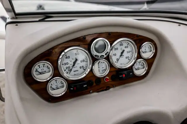 2009 Glastron GT185 in Powerboats & Motorboats in Rimouski / Bas-St-Laurent - Image 18