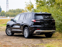 The 2026 GMC Acadia Denali redefines what it means to drive with confidence and class. Bold styling... (image 7)
