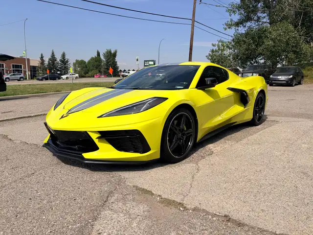 2022 Chevrolet Corvette  2dr Stingray Cpe Clean Carfzx, Low KM