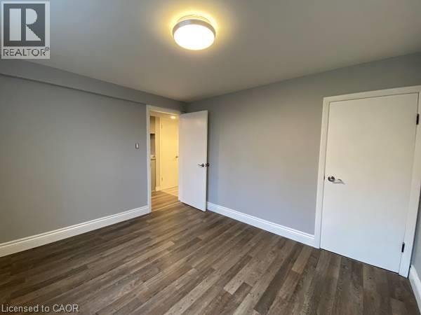 192 ALLEN Street E Unit# 1 Waterloo, Ontario 2