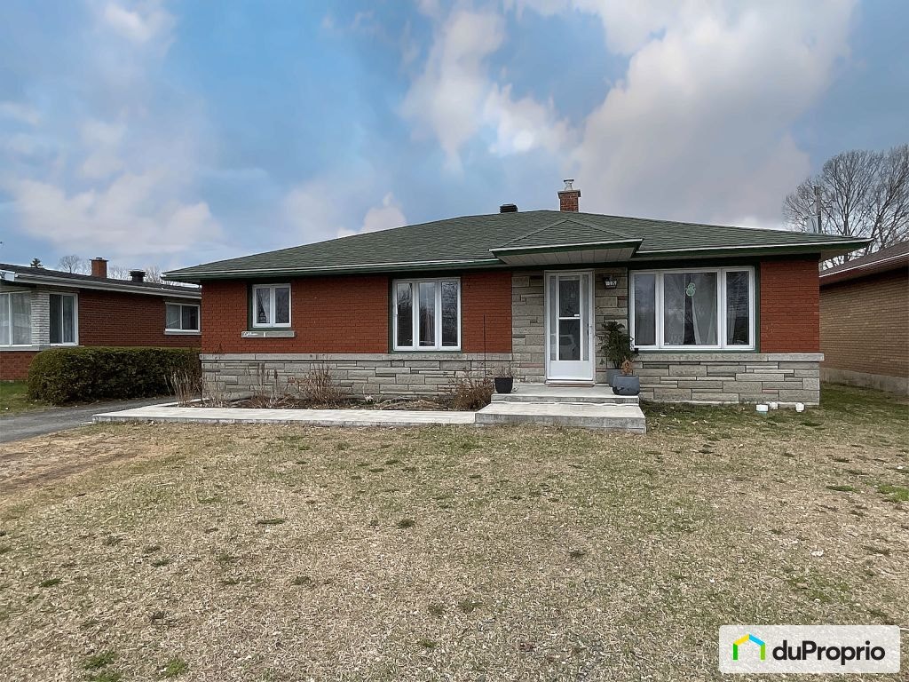 $293,000 - Bungalow for sale in Victoriaville — photo 2