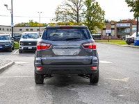 // ACCIDENT FREE!! // // SINGLE OWNER! // Experience versatility and confidence with the 2020 Ford E... (image 3)