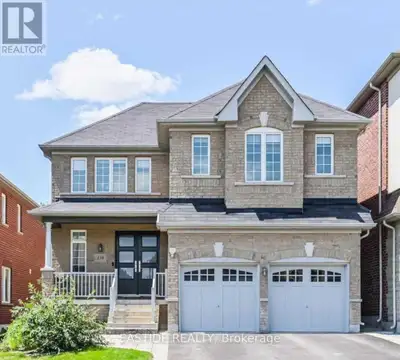 Welcome to this Beautiful Home, Great Layout W/ 9 Ft Ceiling On Main, Upgraded Kitchen W/ Quartz Cou...